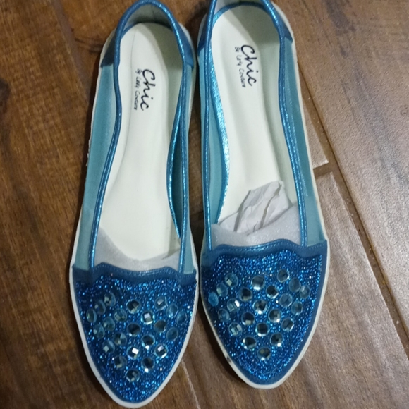 New Sky Blue slip on shoes. - Picture 3 of 5